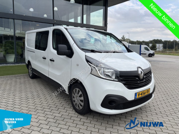 Renault cargo van