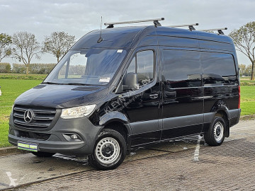Mercedes cargo van
