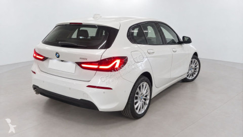 Vůz limuzína BMW