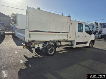 Užitkový vůz s korbou Renault