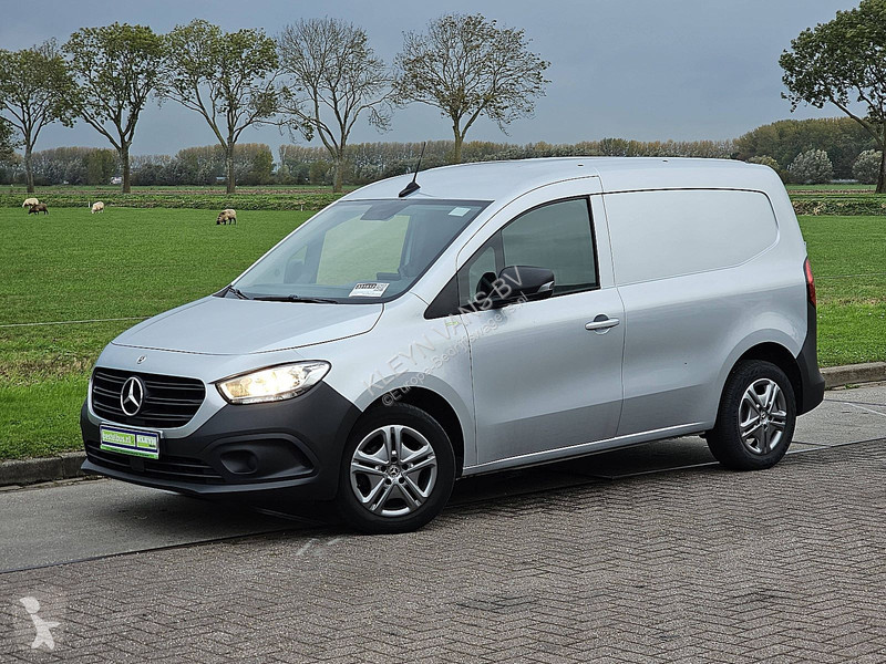 Furgoneta Mercedes 110 CDI Long Mbux Carplay...