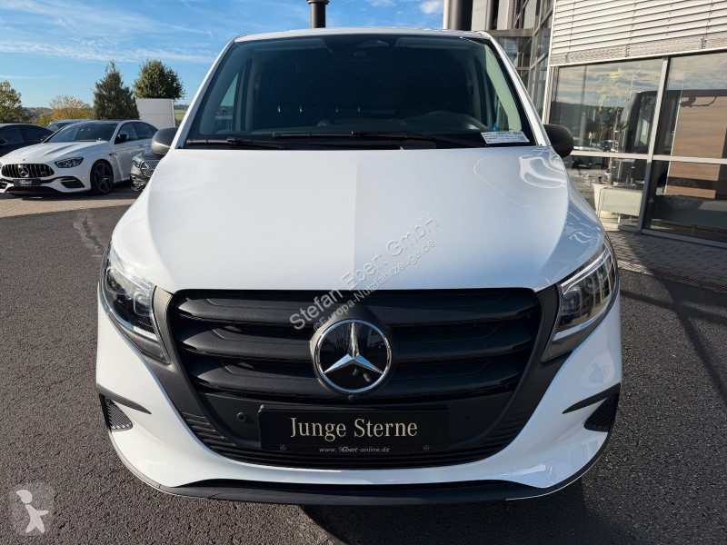 Furgoneta Mercedes Vito  9G Klima Kamera AHK2,5to