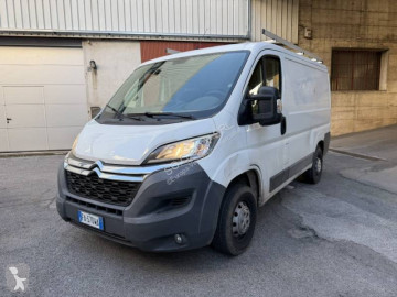 Citroën mid-size van