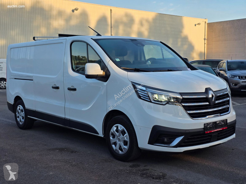 Furgoneta Renault trafic