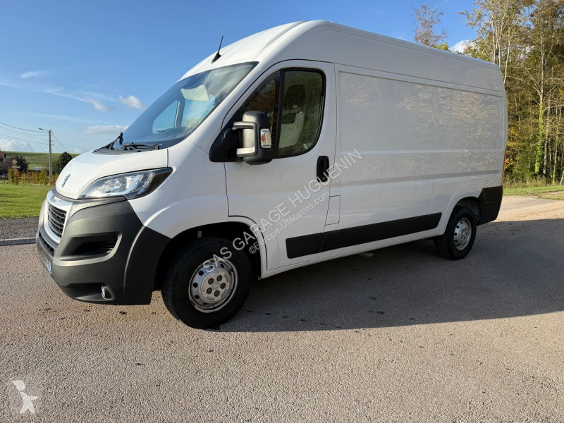 Furgoneta Peugeot 2.2 BLUEHDI S&S 120CH ASPHALT