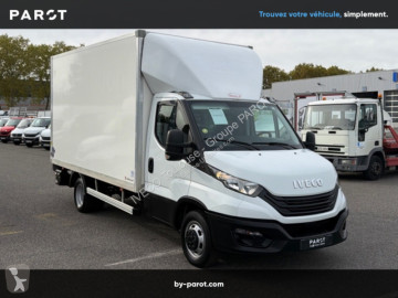 Véhicule utilitaire Iveco