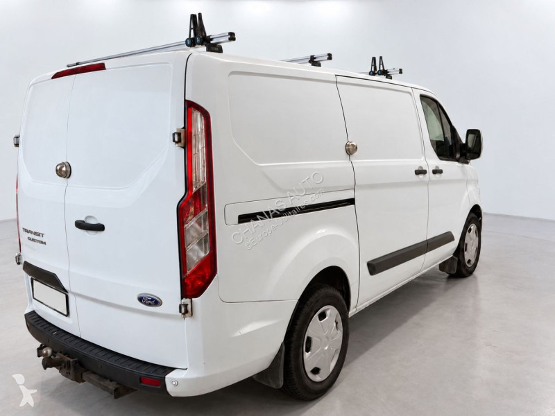 Véhicule utilitaire Ford 320 L1H1 2.0 TDCi 130...