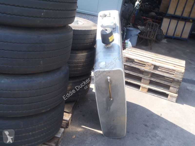 ALUMINIUM OLIETANK van