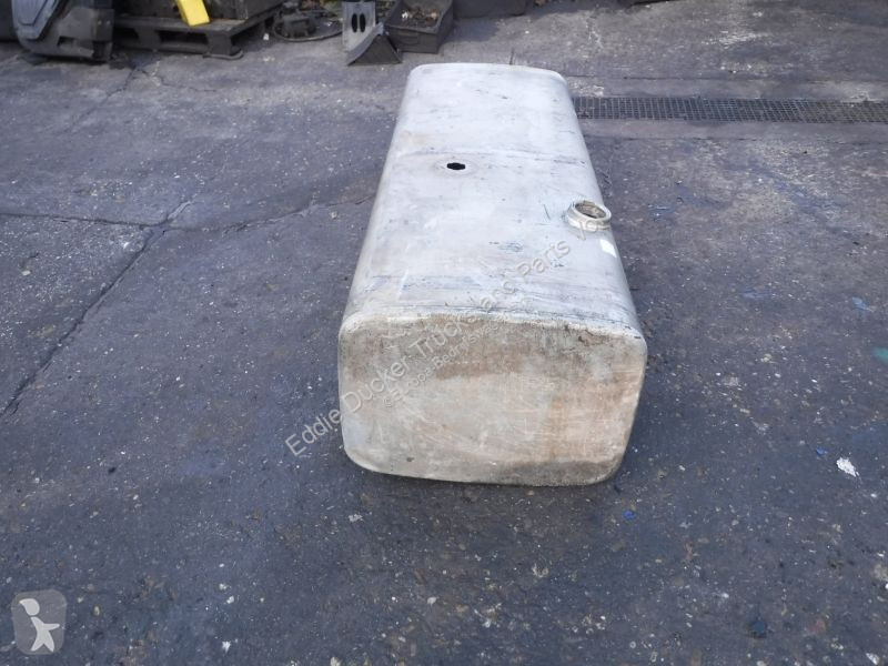 Véhicule utilitaire  DIESEL TANK / FUEL TANK