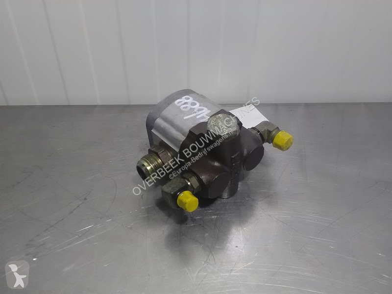 Furgoneta  39343995 - Gearpump/Zahnradpumpe