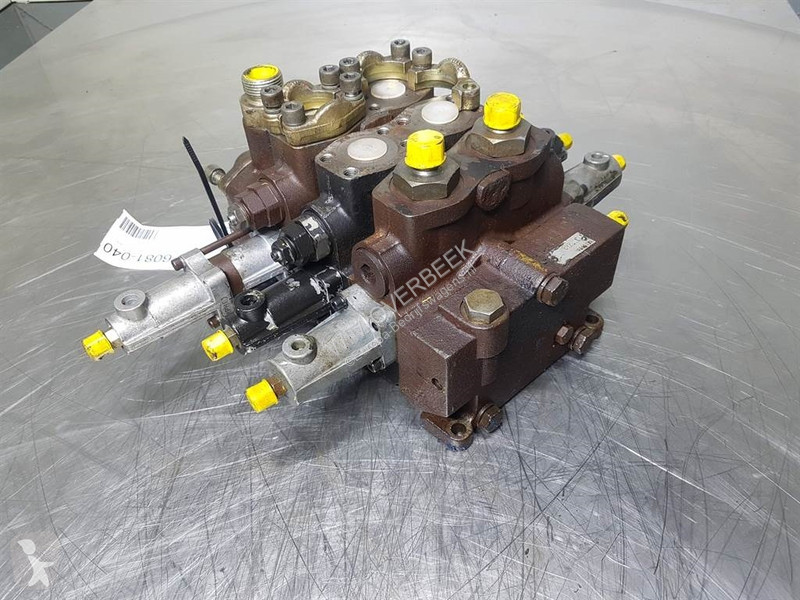 Samochód dostawczy JCB 025 / 202000 -...