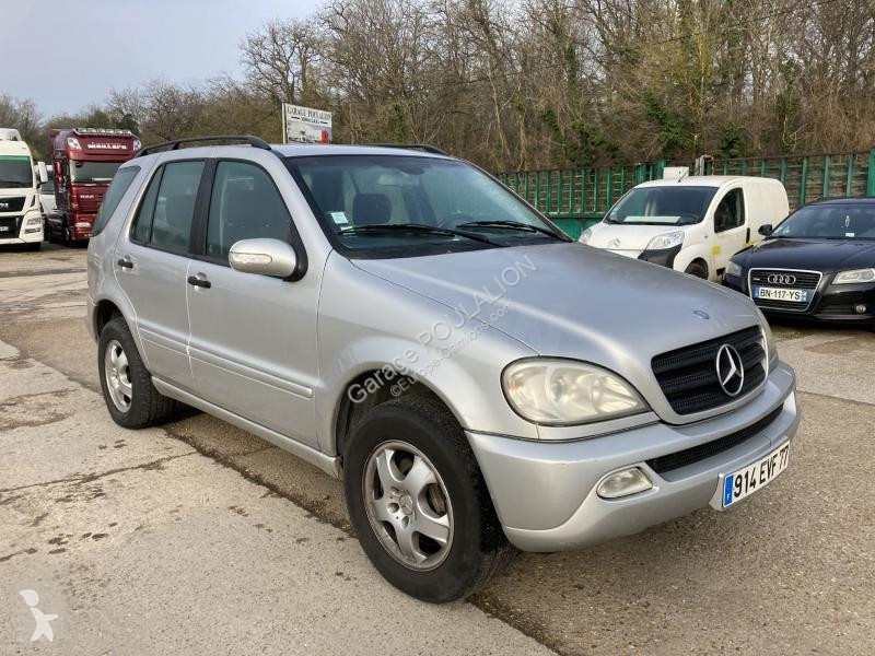 Autoutilitară Mercedes 270 SSE ML