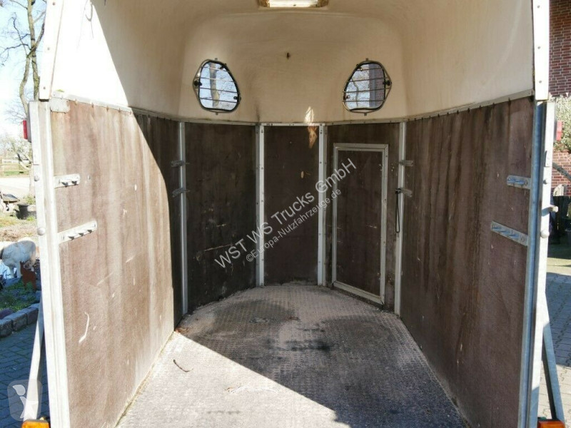 مقطورة  Holz Poly 2 Pferde