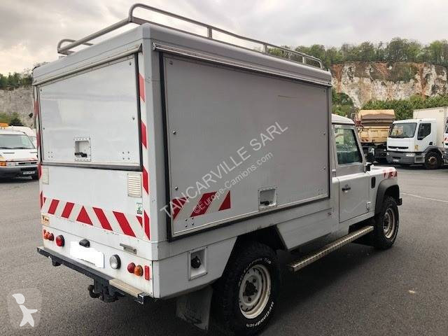 Véhicule utilitaire Land Rover