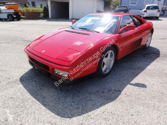 Véhicule utilitaire Ferrari tb