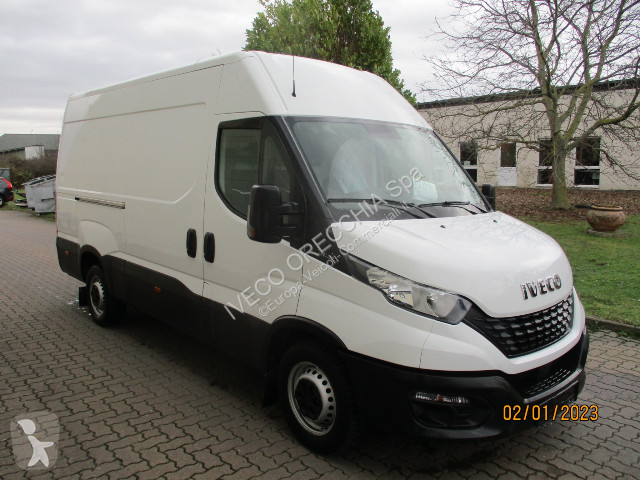 Furgoneta Iveco DAILY 35S16