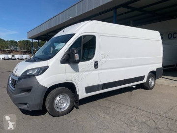 Caja cerrada Peugeot