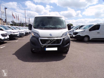 Fourgon utilitaire Peugeot