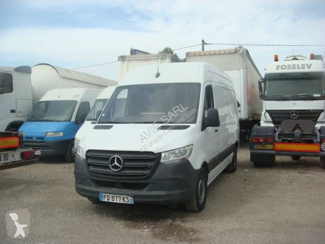 Véhicule utilitaire Mercedes