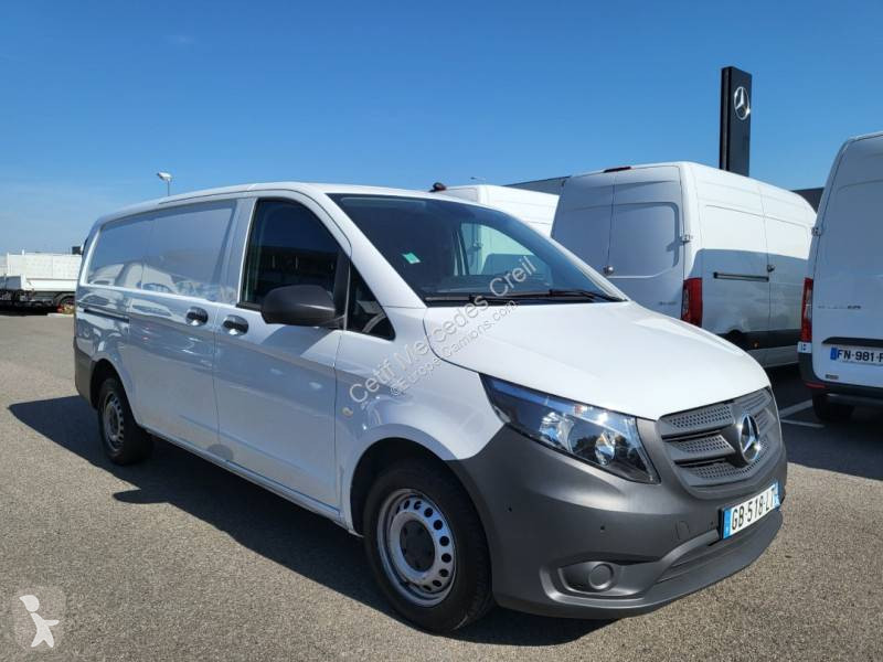 Furgoneta Mercedes