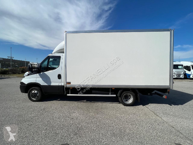 Furgoneta Iveco DAILY 35C15H BOX + SPONDA N