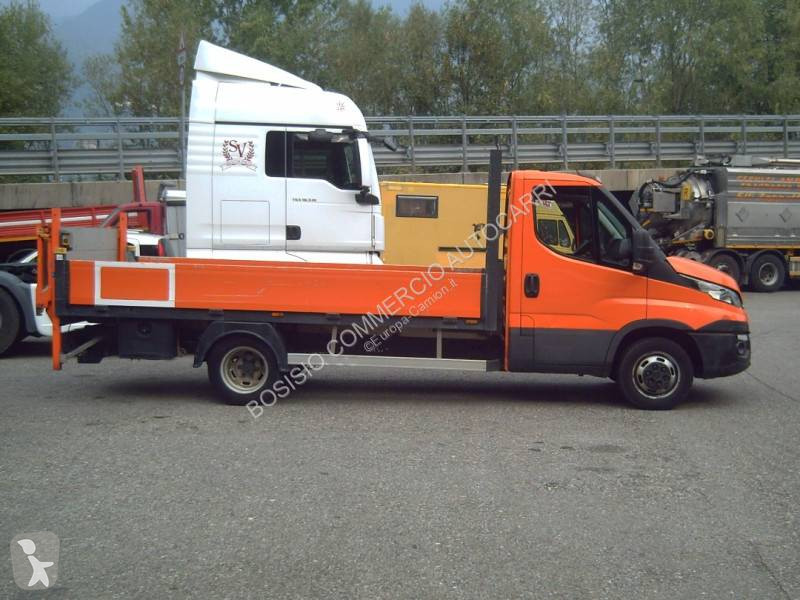 Véhicule utilitaire Iveco