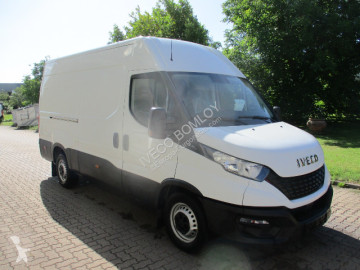 Caja cerrada Iveco