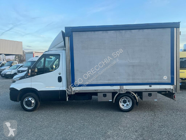 Furgoneta Iveco DAILY 35C15