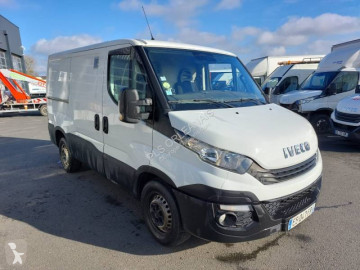Fourgon utilitaire Iveco