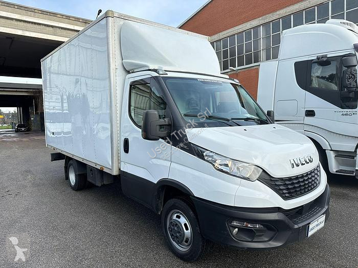 Veicolo commerciale Iveco  35C14