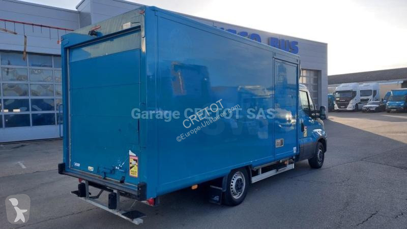 Furgoneta Iveco 35S14