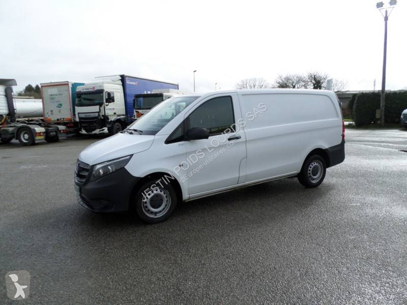 Véhicule utilitaire Mercedes