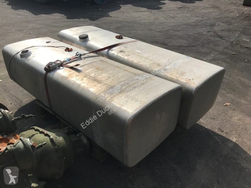 Veículo utilitário Iveco 41043032 BRANDSTOFTANK...