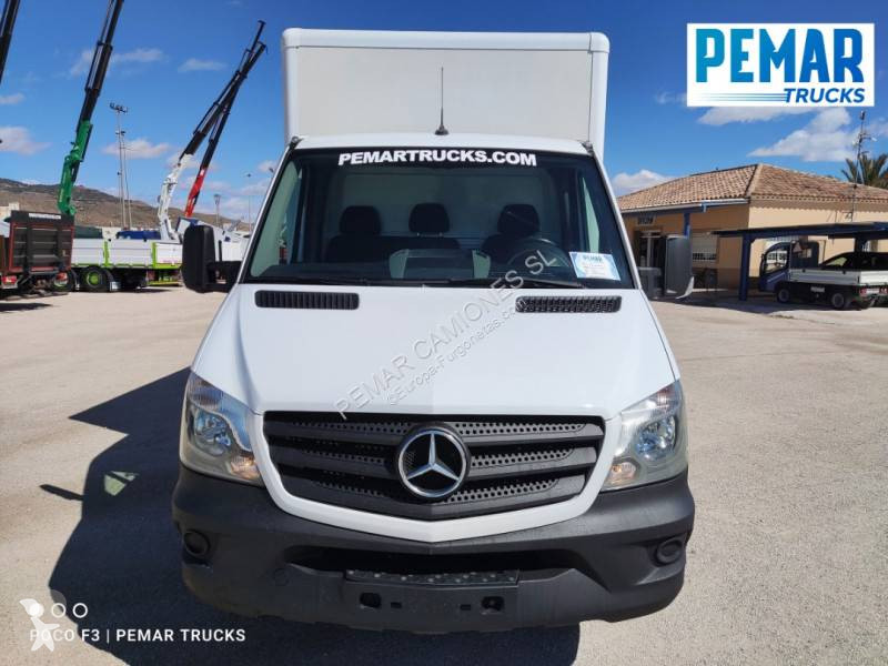 Furgoneta Mercedes