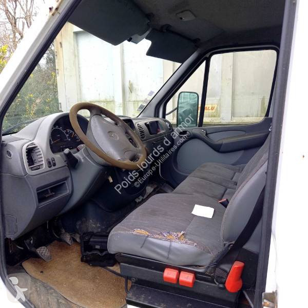 Véhicule utilitaire Mercedes