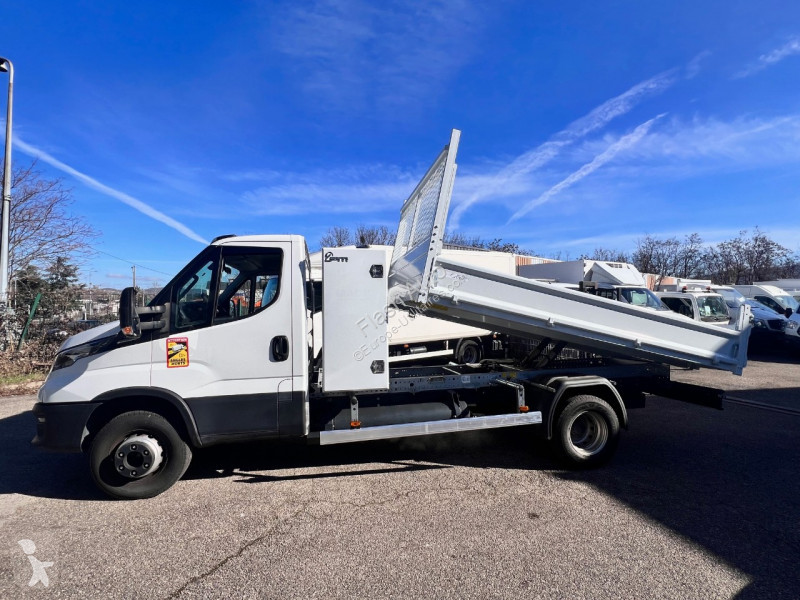 Véhicule utilitaire Iveco DAILY 72C14 BENNE...