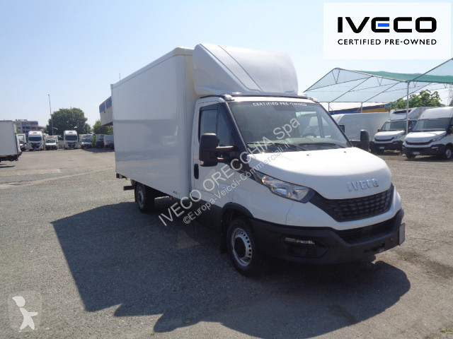 Véhicule utilitaire Iveco DAILY 35S16 - 4100