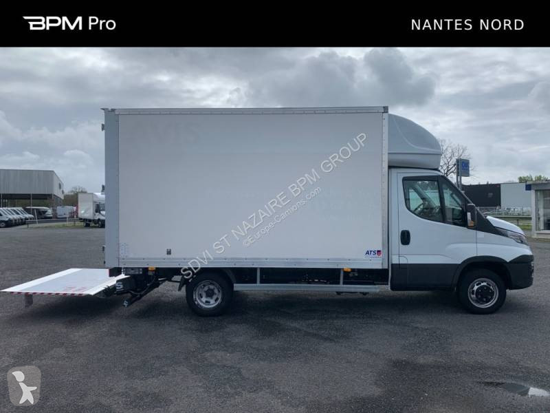 Véhicule utilitaire Iveco
