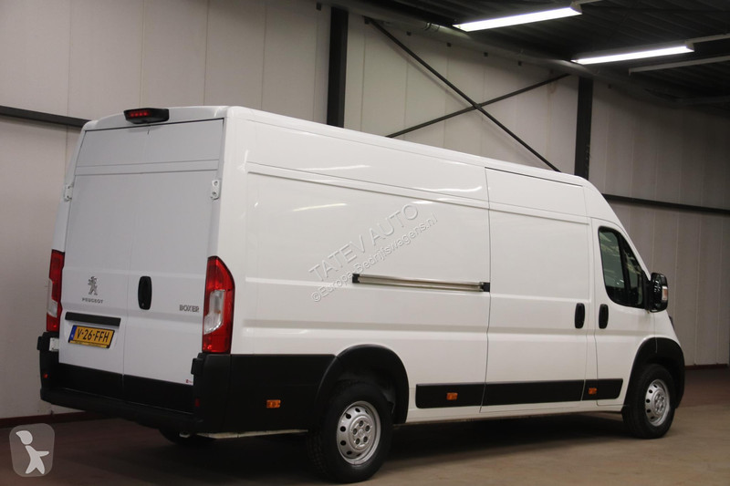 Véhicule utilitaire Peugeot 2.2 BlueHDi L4H2...
