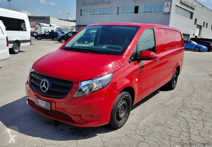 Véhicule utilitaire Mercedes NUOVO VITO 110 F LONG