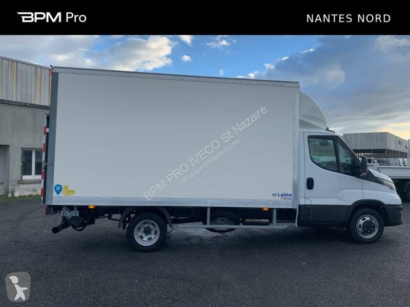 Véhicule utilitaire Iveco