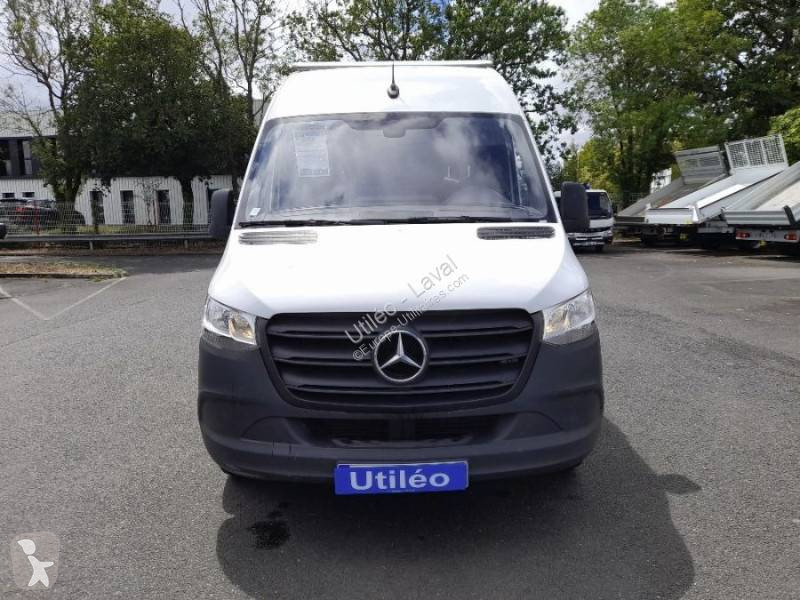 Véhicule utilitaire Mercedes
