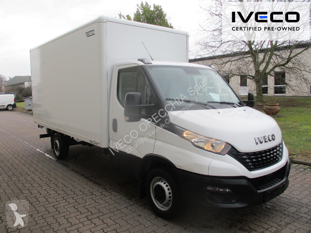Véhicule utilitaire Iveco DAILY 35S16