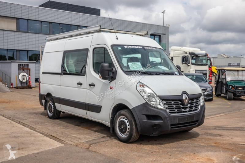 Nyttofordon Renault 125 DCI + 6+1 personen