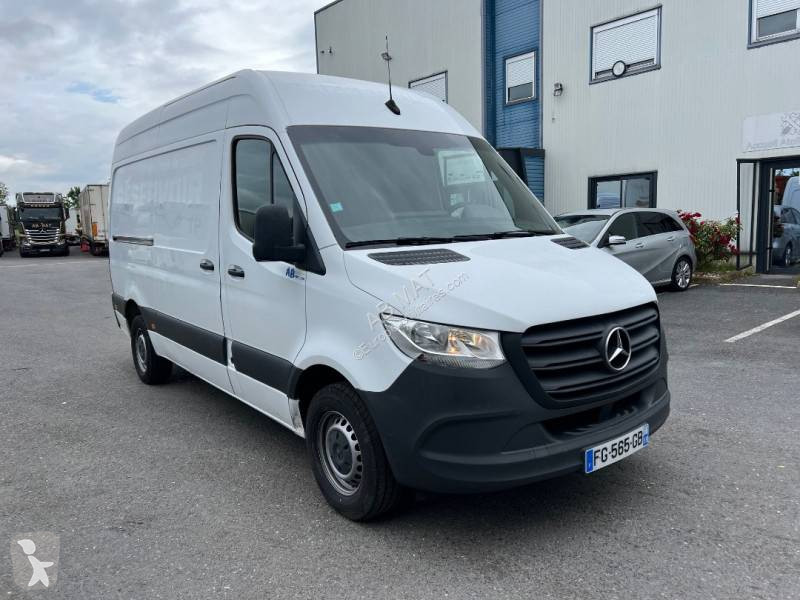 Véhicule utilitaire Mercedes
