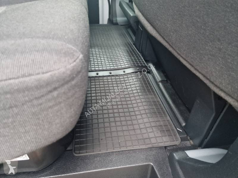 Véhicule utilitaire Ford