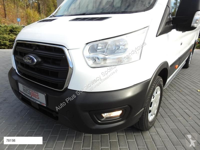 Véhicule utilitaire Ford TRANSIT FURGON...