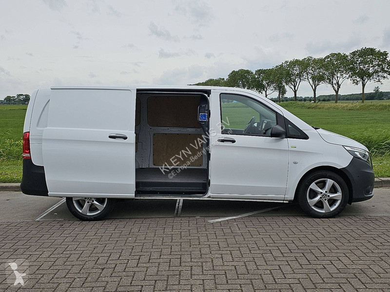 Véhicule utilitaire Mercedes 119 CDI L2...