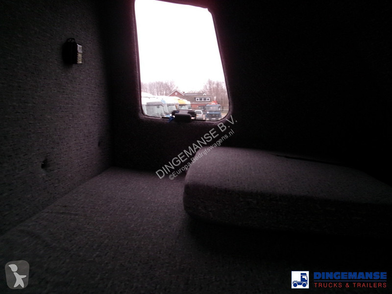 Véhicule utilitaire Volkswagen 4x2 curtain side...