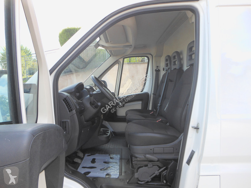 Autoutilitară Citroën 33 L2H2 2.0 Bluehdi 130 Club